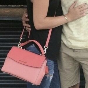 Michael Kors purse  (Ava peach 🍑 pink)